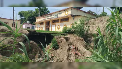 खगड़िया में पंचायत सरकार भवन निर्माण पर ब्रेक, स्वास्थ्य केंद्र परिसर में बढ़ा विवाद और अतिक्रमण