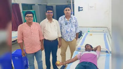 कटोरिया सीएचसी में लगा विशेष रक्तदान शिविर, 10 यूनिट रक्त संग्रहित कर मरीजों के लिए भेजा गया