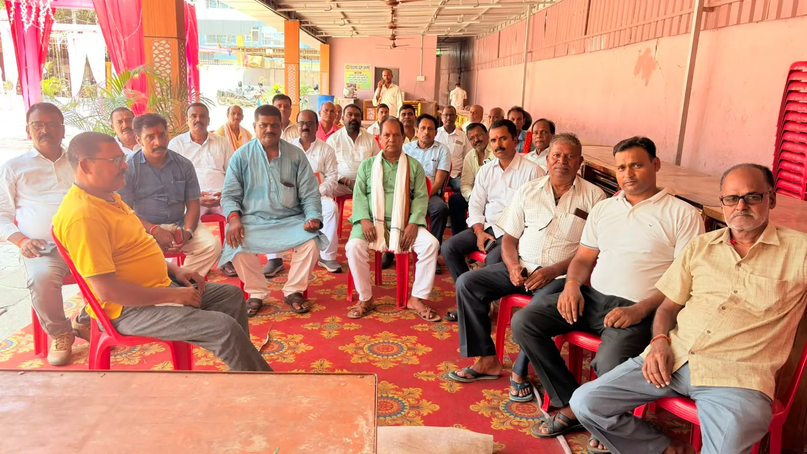 सात माह से कमीशन बकाया, सर्वर और खाद्यान्न आपूर्ति की समस्याओं पर डीलरों ने उठाई आवाज
