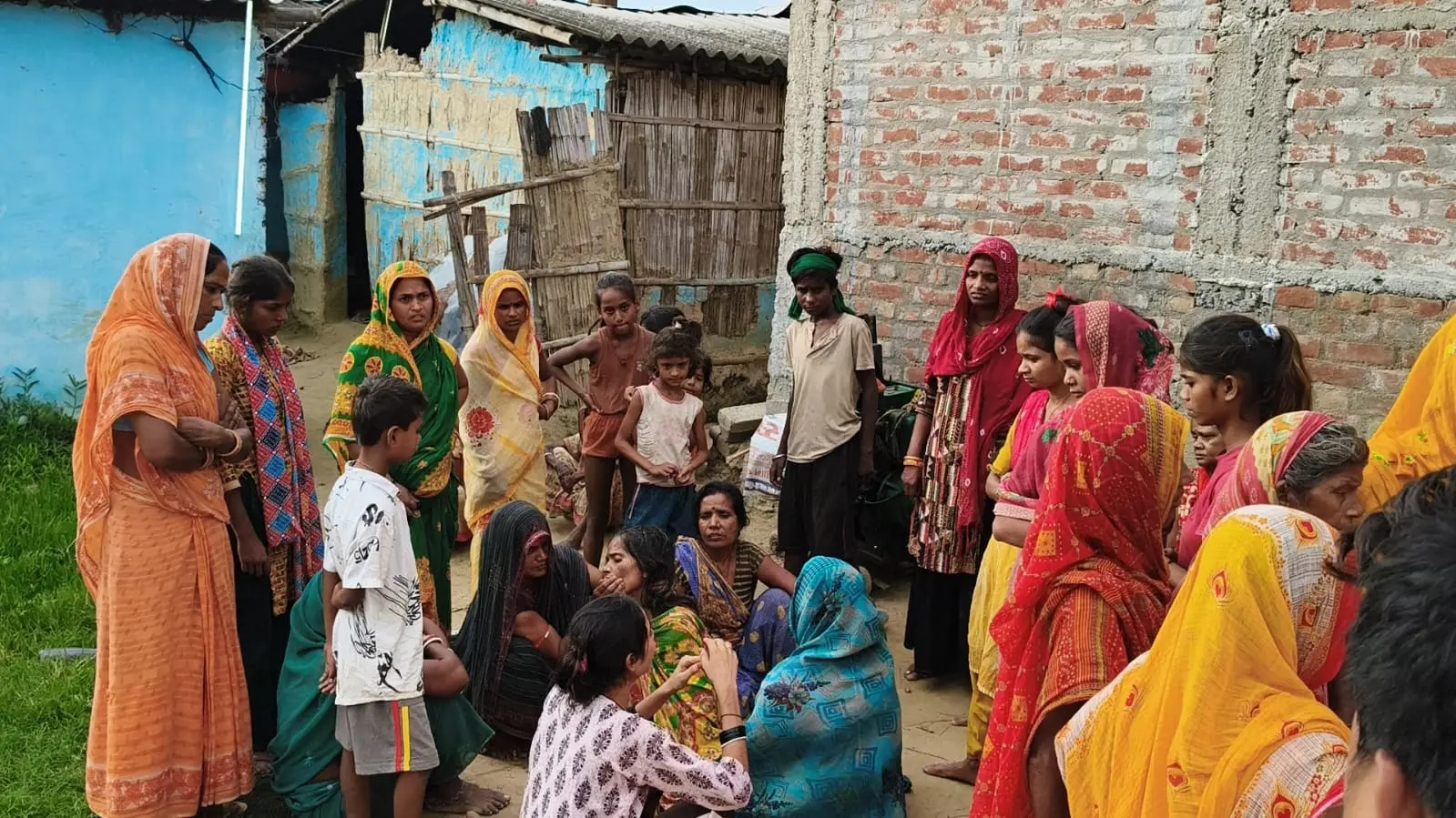 मधुबनी: शादी समारोह से लौट रहा था युवक, सुनसान सड़क पर चाकू से गोदकर हत्या