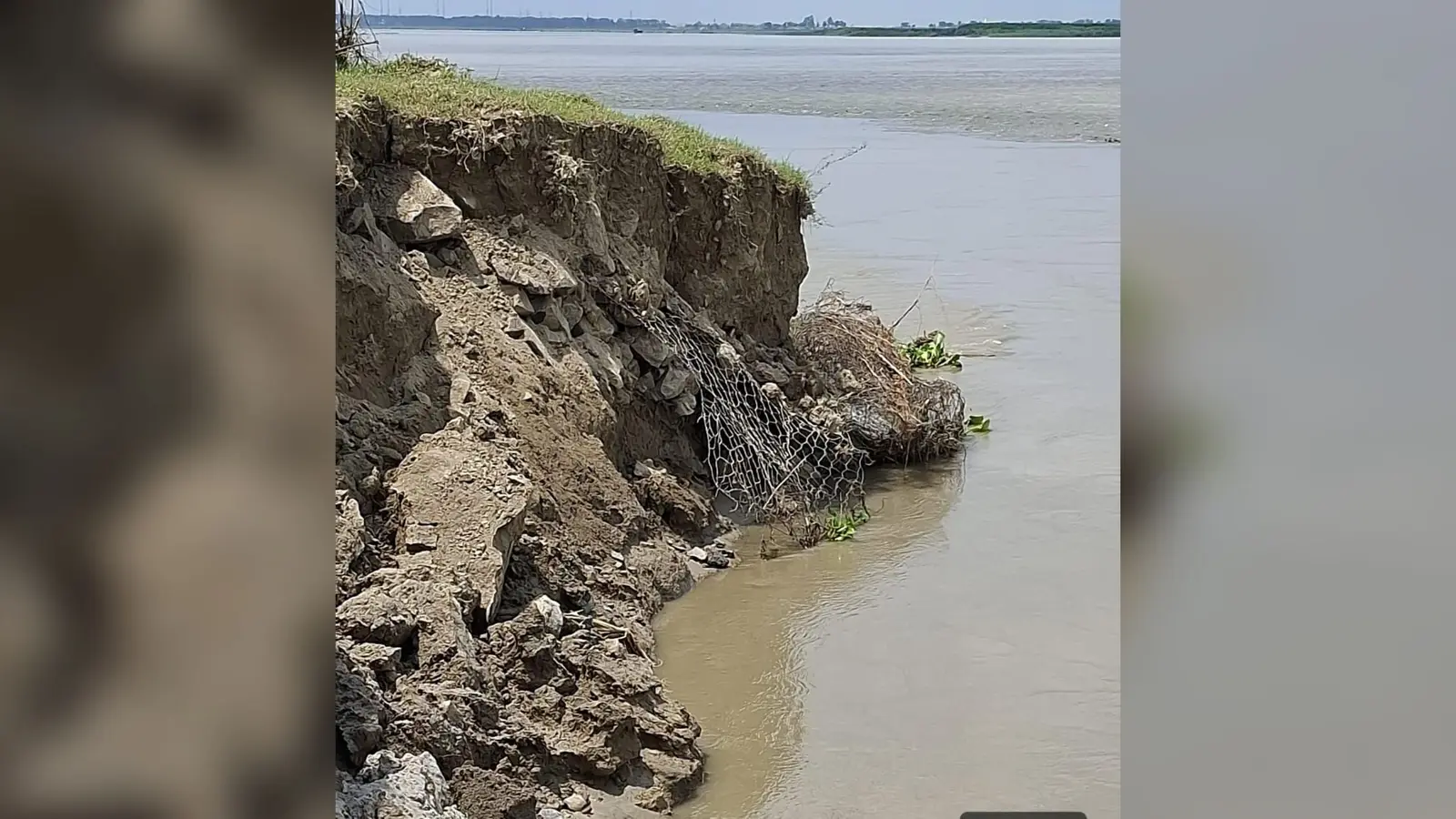 बारूण के पास कोसी का कटाव तेज, एक पखवाड़े से खतरे के साये में ग्रामीण