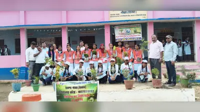 रोहतास: नोखा के स्कूल में हरित अभियान, युथ क्लब और इको क्लब ने किया पौधरोपण, छात्रों ने लिया पर्यावरण बचाने का संकल्प