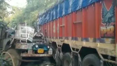 कोडरमा में रफ्तार का कहर, सड़क हादसे में चालक और उप चालक की मौत