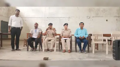 अगर दिखे बाल मजदूरी या मानव तस्करी का मामला, तुरंत करें 1098 पर कॉल... छात्राओं को बताया गया पूरा तरीका