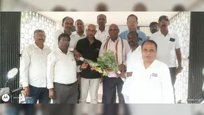 कुछ श्रमिक संगठन मजदूरों के हक-अधिकार को गिरवी रखने पर उतारू हैं : यादव