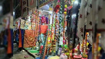 जहानाबाद: सावन की आहट के साथ 'बोल बम' की गूंज, कांवड़ और गेरुआ वस्त्रों से सजे बाजार