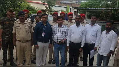 बैंक पहुंचा था कब्जा लेने, लेकिन दो खेसरा ने रोक दी कार्रवाई... अब नपाई के बाद होगा फैसला
