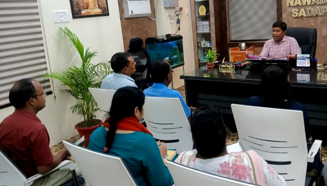 नवादा: राशन कार्ड के लिए 26 हजार आवेदन, निर्माण में तेजी लाने के लिए SDO ने की बैठक; लंबित मामलों को जल्द निपटाने का दिया आदेश