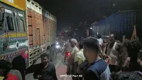 2 दिनों से बिजली ठप होने पर भड़के कोढ़ा के लोग, रात में NH-81 जाम कर किया प्रदर्शन
