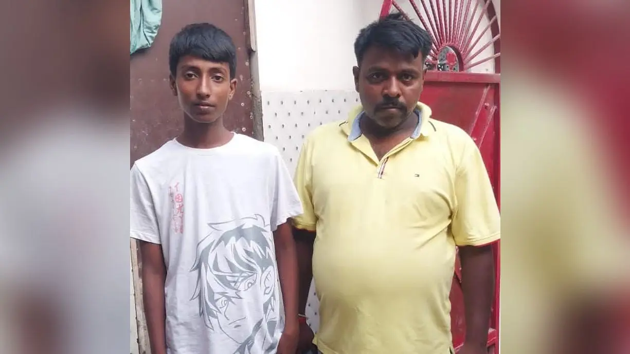 मधेपुरा का लापता छात्र आर्यन कुमार सकुशल मिला, भागलपुर रेलवे स्टेशन पर मिलने के बाद परिजनों ने ली राहत की सांस