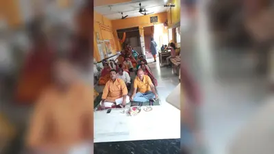 रोसड़ा: गायत्री शक्ति पीठ में गुरु पूर्णिमा महोत्सव का भव्य शुभारंभ, मंत्र जाप से गुंजायमान हुआ परिसर