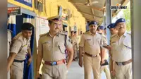 मोतिहारी: चंपारण रेंज के डीआईजी हर किशोर राय ने किया सुगौली पुलिस निरीक्षक कार्यालय का वार्षिक निरीक्षण