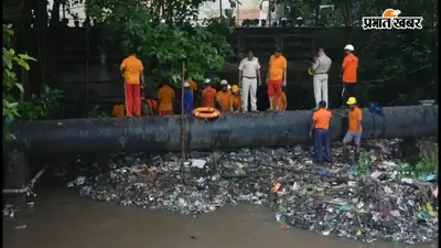 बुलंदशहर बारिश से बचने खड़ी 11 वर्षीय छात्रा नाले में बही, रेस्क्यू ऑपरेशन जारी