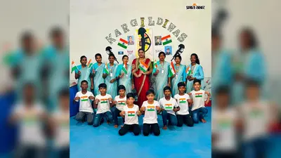 मैक्लुस्कीगंज: कारगिल विजय दिवस पर वीर शहीदों को दी श्रद्धांजलि, गूंजे देशभक्ति के स्वर