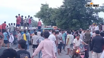 Nawada News: 24 घंटे से बिजली गुल, आक्रोशित ग्रामीणों ने सेराजनगर में की सड़क जाम
