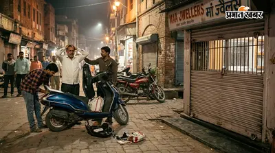दुकान का शटर बंद कर रहे थे ज्वेलर्स, तभी बदमाशों ने बाइक की डिक्की तोड़ उड़ाए लाखों के गहने