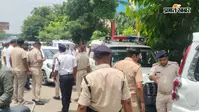 पटना में पुलिस मुख्यालय के बाहर बेकाबू कार ने मारी टक्कर, कई पुलिस गाड़ियां क्षतिग्रस्त; चालक घायल