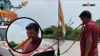 भोले की भक्ति का ऐसा जुनून! दांतों से कार खींच 300 KM की कांवड़ यात्रा पर निकले अलीगढ़ के नरेंद्र
