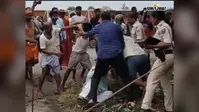 बेगूसराय में जमीन के टुकड़े के लिए चली गोलियां, चार घायल, दो आरोपितों को ग्रामीणों ने पकड़कर पीटा