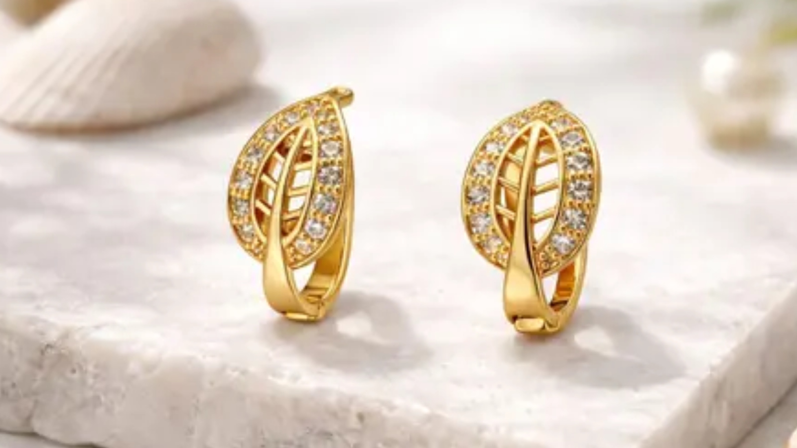 Leaf Gold Hoop