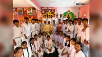 गुरु पूर्णिमा पर सरस्वती शिशु मंदिर में श्रद्धा और उत्साह का माहौल, मौके पर मौजूद रहें कई छात्र छात्राएं और अतिथि