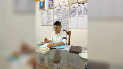 भोजपुर : तरारी में बीडीओ संघ के आह्वान पर तीसरे दिन भी जारी रहा विरोध, काली पट्टी बांधकर किया कार्य