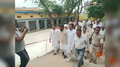 नवादा: एमएलसी ने शिक्षकों से की मुलाकात, मांगों को पूरा करने का दिलाया भरोसा