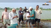 औरंगाबाद : ओबरा के उकुरमी गांव में बारिश के मौसम में शुरू हुआ जमीन सर्वे, किसानों और अमीनों को हो रही है परेशानी