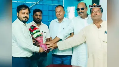 गोपालगंज: फुलवरिया के नए BDO मनीष कुमार श्रीवास्तव का मुखिया संघ ने किया स्वागत, विकास कार्यों में सहयोग का भरोसा