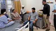 जंतर-मंतर पर घायल झारखंड की छात्रा नूतन टोप्पो से मिले मंत्री, CM हेमंत ने दिये थे निर्देश