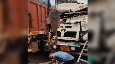 जैंतगढ़ में दो ट्रकों की भिड़ंत, सड़क जाम