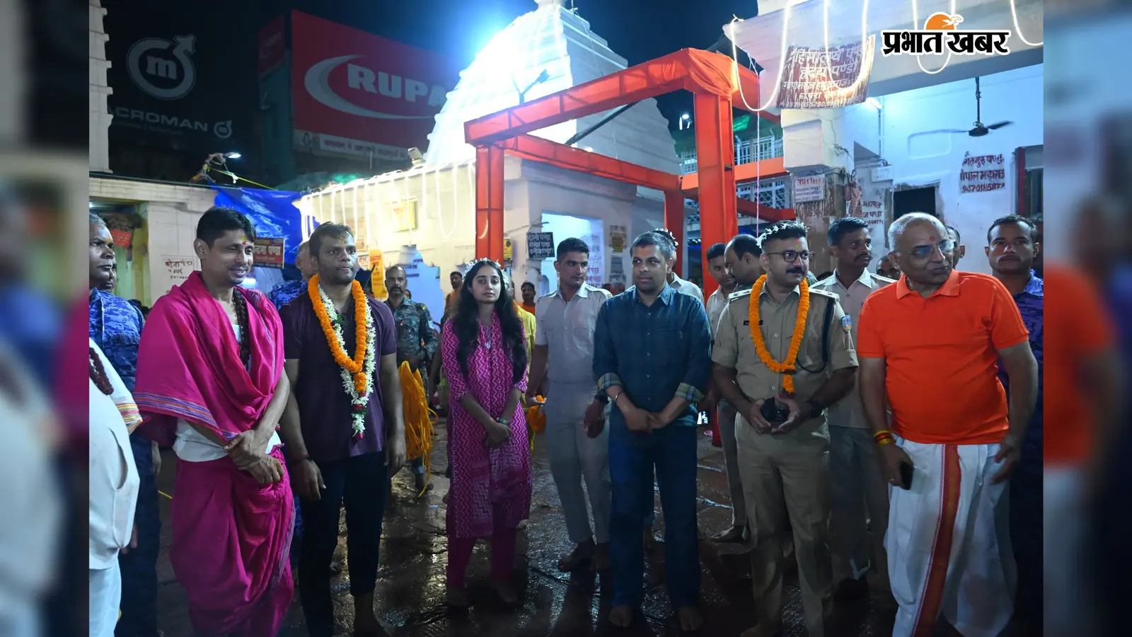 बाबा बैद्यनाथ मंदिर में सावन के पहले दिन सुलभ जिला अर्पण शुरू | Prabhat Khabar Network बाबा बैद्यनाथ मंदिर में सावन के पहले दिन सुलभ जिला अर्पण शुरू | Prabhat Khabar Network