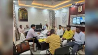 गया जी : खिजरसराय में अनुश्रवण समिति की बैठक, SDO ने लंबित राशन कार्ड आवेदनों के जल्द निपटारे का दिया निर्देश