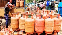 एलपीजी e-KYC में सुस्ती से डिस्ट्रीब्यूटर परेशान, 16 अगस्त के बाद नहीं मिलेगा रियायती दरों पर गैस सिलेंडर!