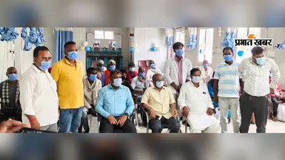 कैमूर: रामपुर में TB मरीजों को मिली पोषण किट, उत्कृष्ट योगदान देने वाले निक्षय मित्रों को प्रशस्ति पत्र देकर किया सम्मानित
