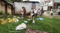 सारण: मढ़ौरा में 597 लीटर अवैध देसी शराब नष्ट, 10 मामलों में जब्त हुई थी शराब