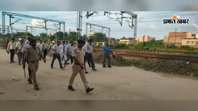 सहरसा में बंगाली बाजार रेलवे फाटक संख्या-31 के शिफ्टिंग प्रस्ताव पर चर्चा, CAO ने निर्माण कार्य का लिया जायजा
