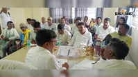 17 करोड़ की सड़क निर्माण में भ्रष्टाचार का आरोप, बैठक से गायब रहे ठेकेदार