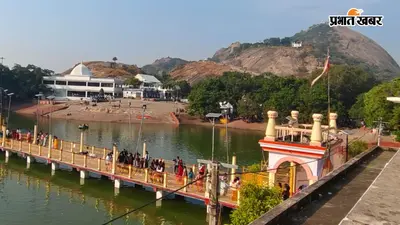 अष्टकमल मंदिर और मधुसूदन मंदिर में उमड़ी श्रद्धालुओं की भीड़, पंचामृत स्नान से लेकर भव्य आरती तक हुई विशेष पूजा
