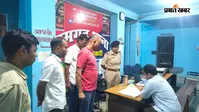 आधी रात कुढ़नी-रामगढ़ थानों में एसपी का छापा, अपराध रजिस्टर से लेकर फरियादियों के पंजी मामले की जांच