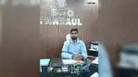 Sakri News: छपरा घटना के विरोध में पांचवें दिन भी काली पट्टी बांधकर काम करते रहे बीडीओ