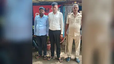 भोजपुर : बाइक की पेट्रोल टंकी में छिपाकर ले जा रहे थे शराब, दो तस्कर गिरफ्तार