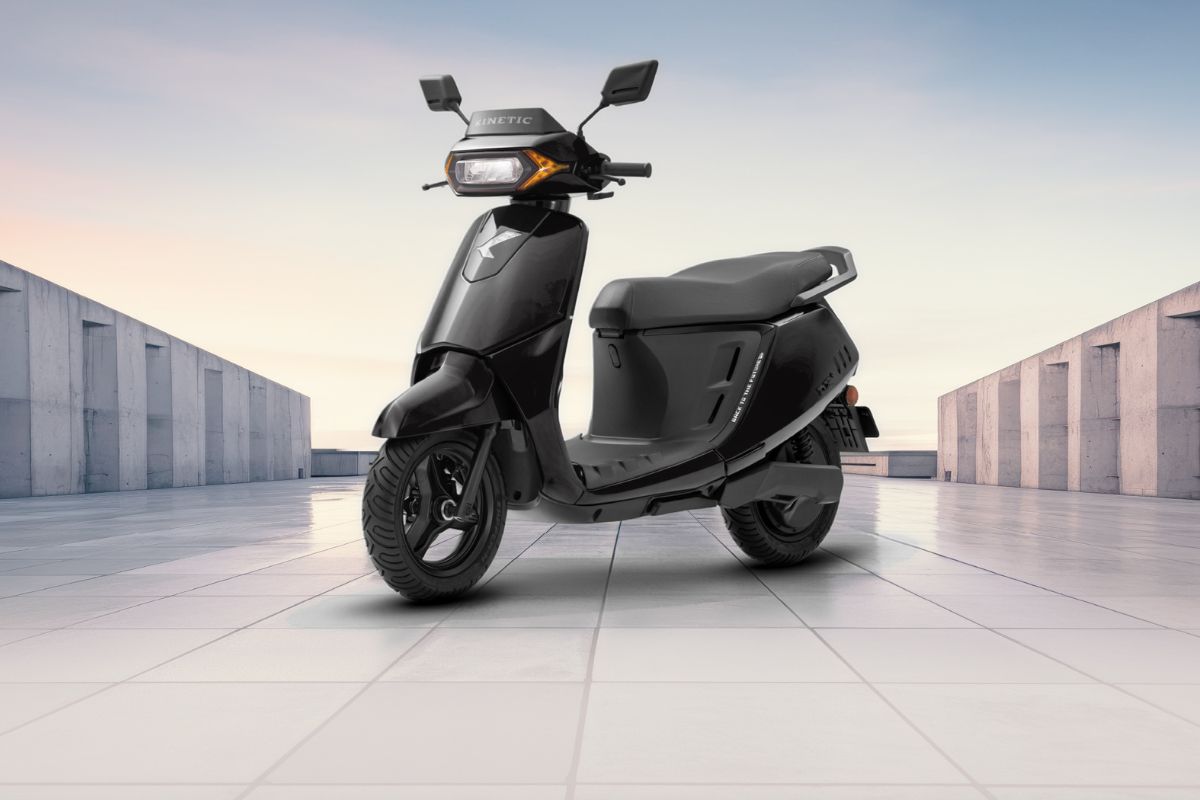 Kinetic DX Plus (Photo: Kinetic Electric Scooter)