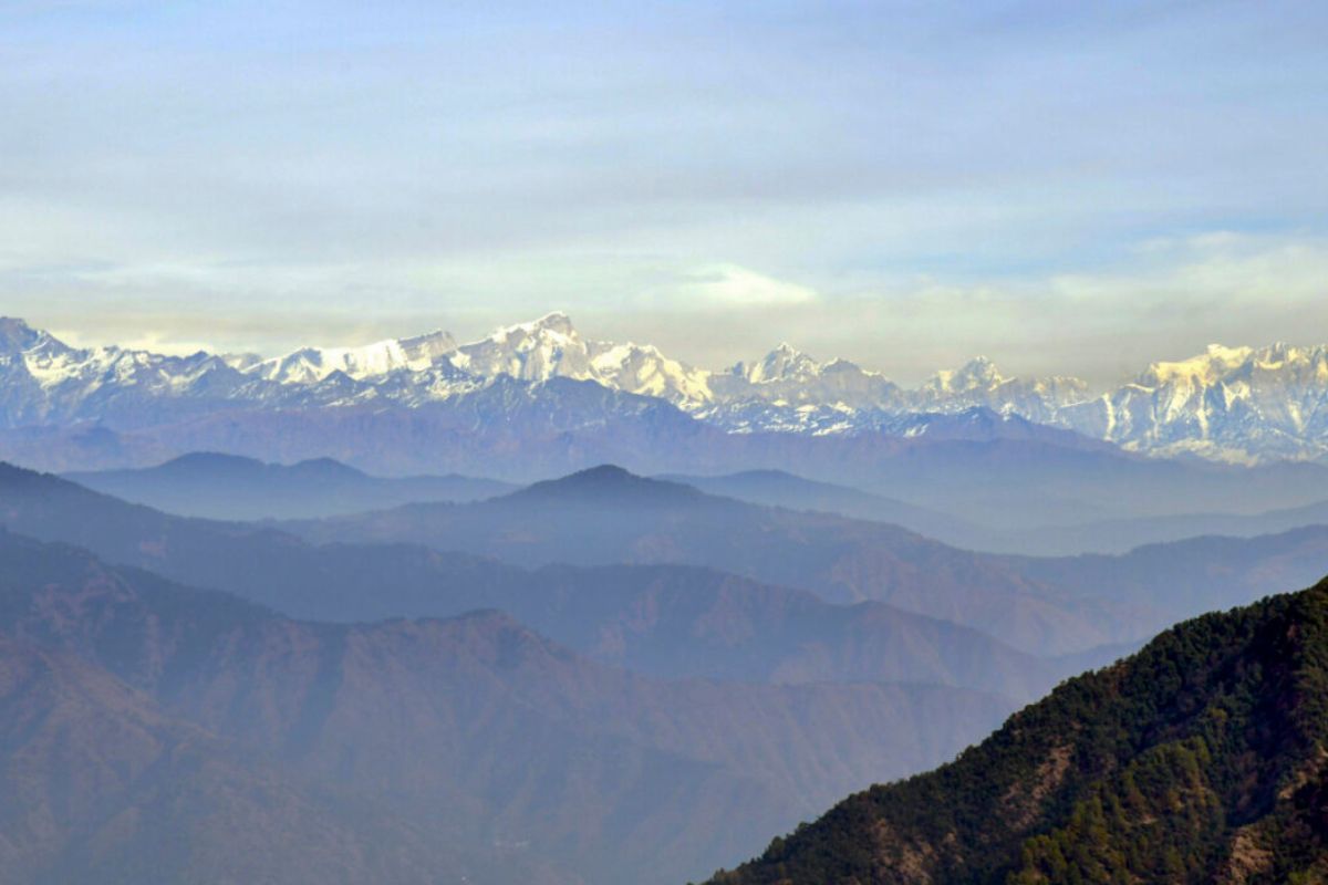 लद्दाख के संसाधनों पर भारी पड़ रहा है अनियंत्रित पर्यटन