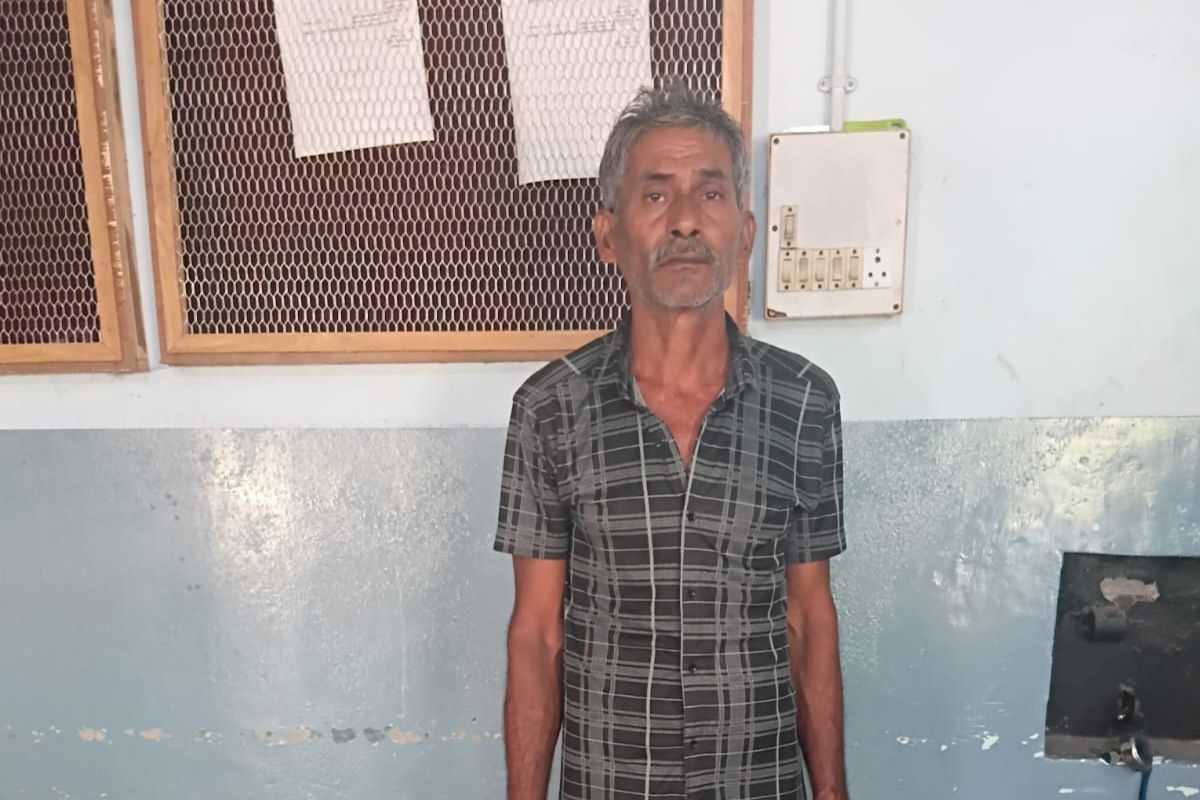 लखीसराय के सूर्यगढ़ा में गैर जमानती वारंटी गिरफ्तार, देर रात घर पर पुलिस की छापेमारी