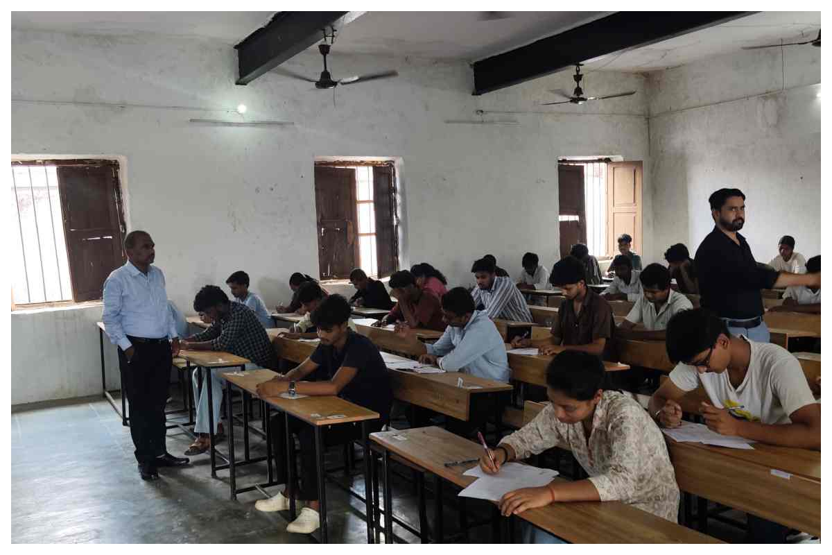 आरके कॉलेज में BBA-BCA की प्रवेश परीक्षा संपन्न, 5 जुलाई को मेरिट लिस्ट, 6 जुलाई से एडमिशन
