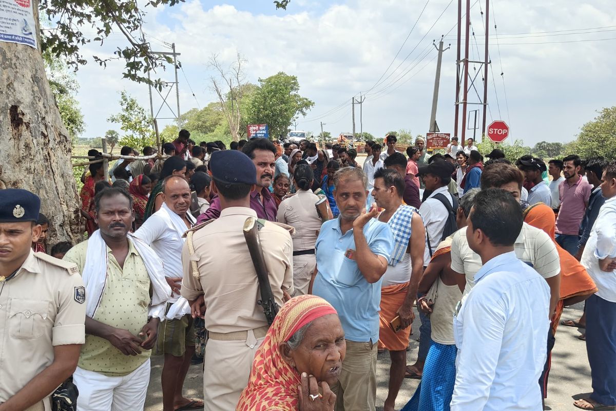 जहानाबाद: रॉन्ग साइड से आ रहे ट्रक ने बाइक सवार को रौंदा, मौके पर मौत, ग्रामीणों ने की सड़क जाम