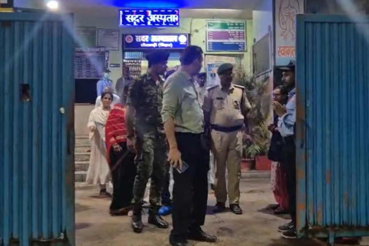 Sitamarhi DM Inspection: सदर अस्पताल में आधी रात पहुंचे डीएम, तीन महिला डॉक्टरों का रोका वेतन, एएनएम सस्पेंड
