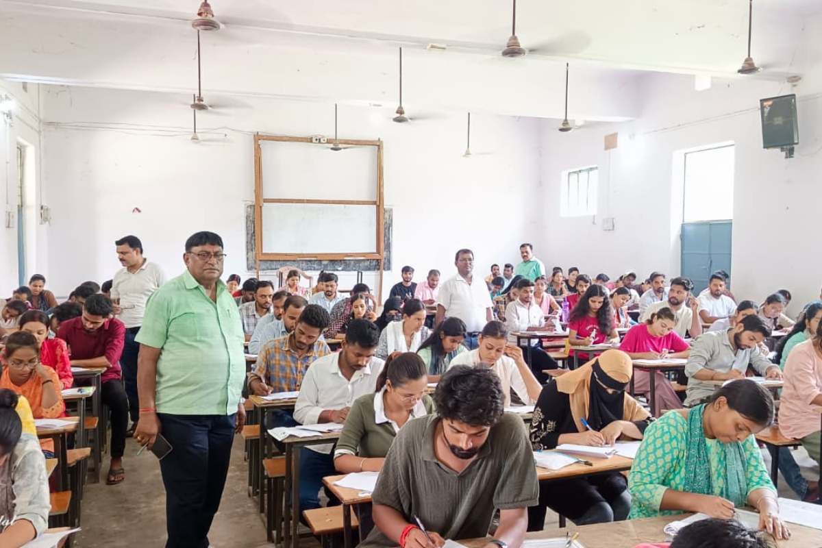 मुंगेर विश्वविद्यालय के छह केंद्रों पर पीजी सेमेस्टर-4 की परीक्षा शुरू