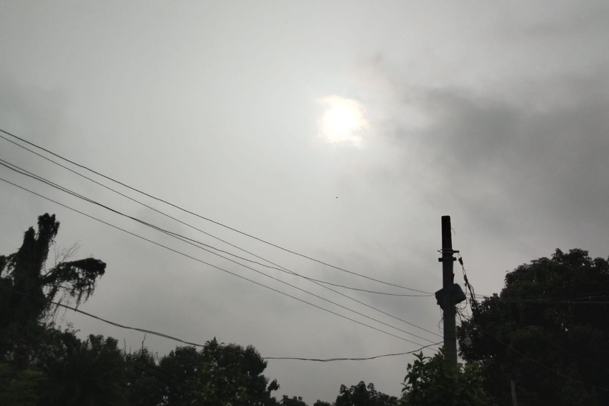 लखीसराय में आज छाए रहेंगे बादल, दोपहर में तेज बारिश के आसार, किसानों को जारी हुई सलाह